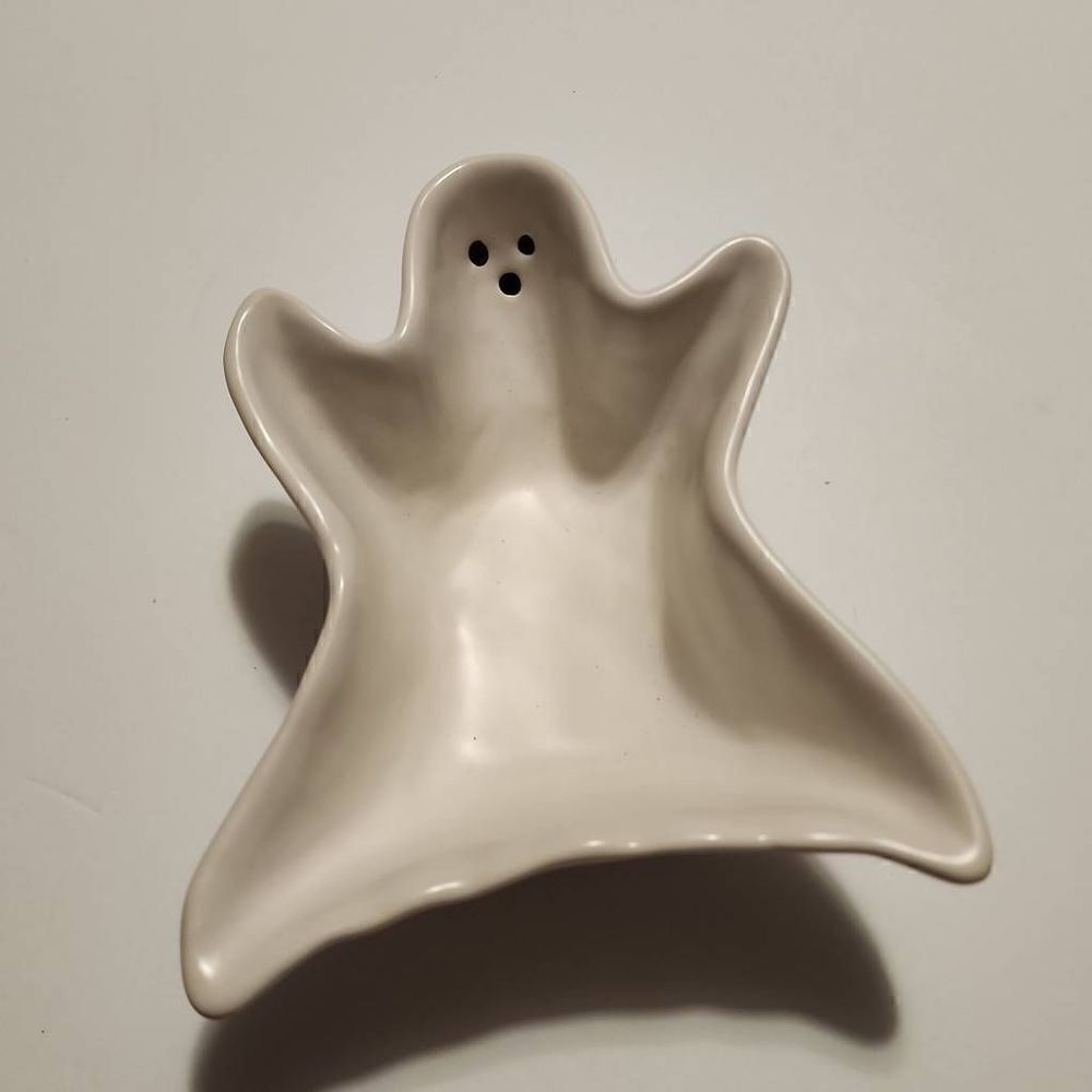Global Design Connections Ceramic Ghost Candy Bowl 6.5" Long